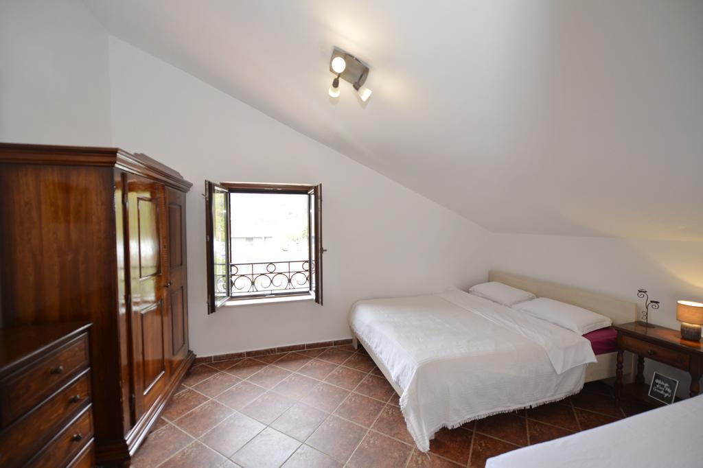 Apartment Atina Κότορ Εξωτερικό φωτογραφία