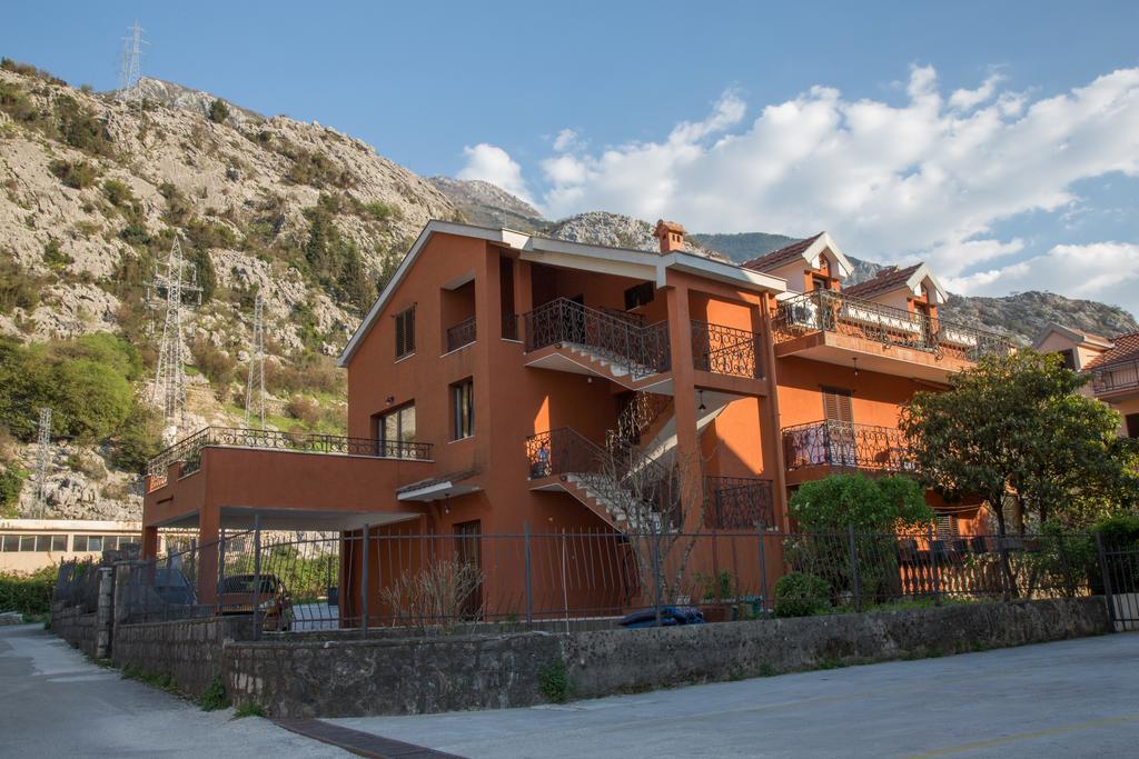 Apartment Atina Κότορ Εξωτερικό φωτογραφία